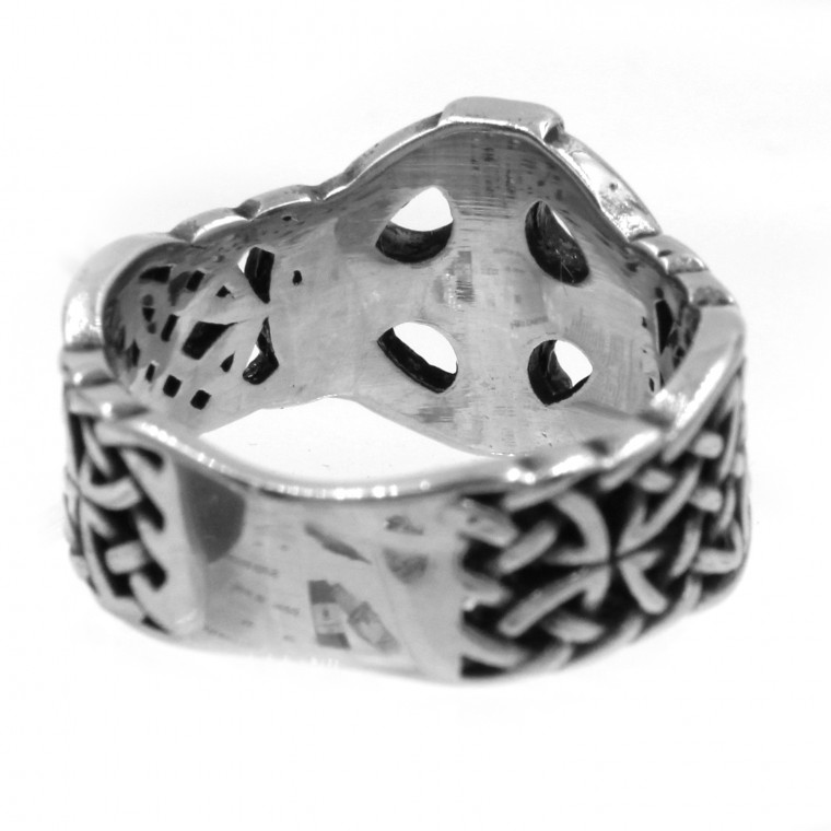 A-589 Ring with Cross and Crystal