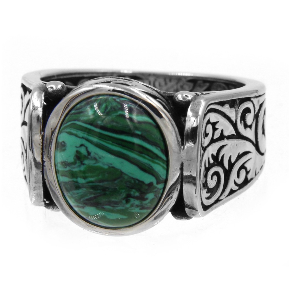 A-592 Ring with stone