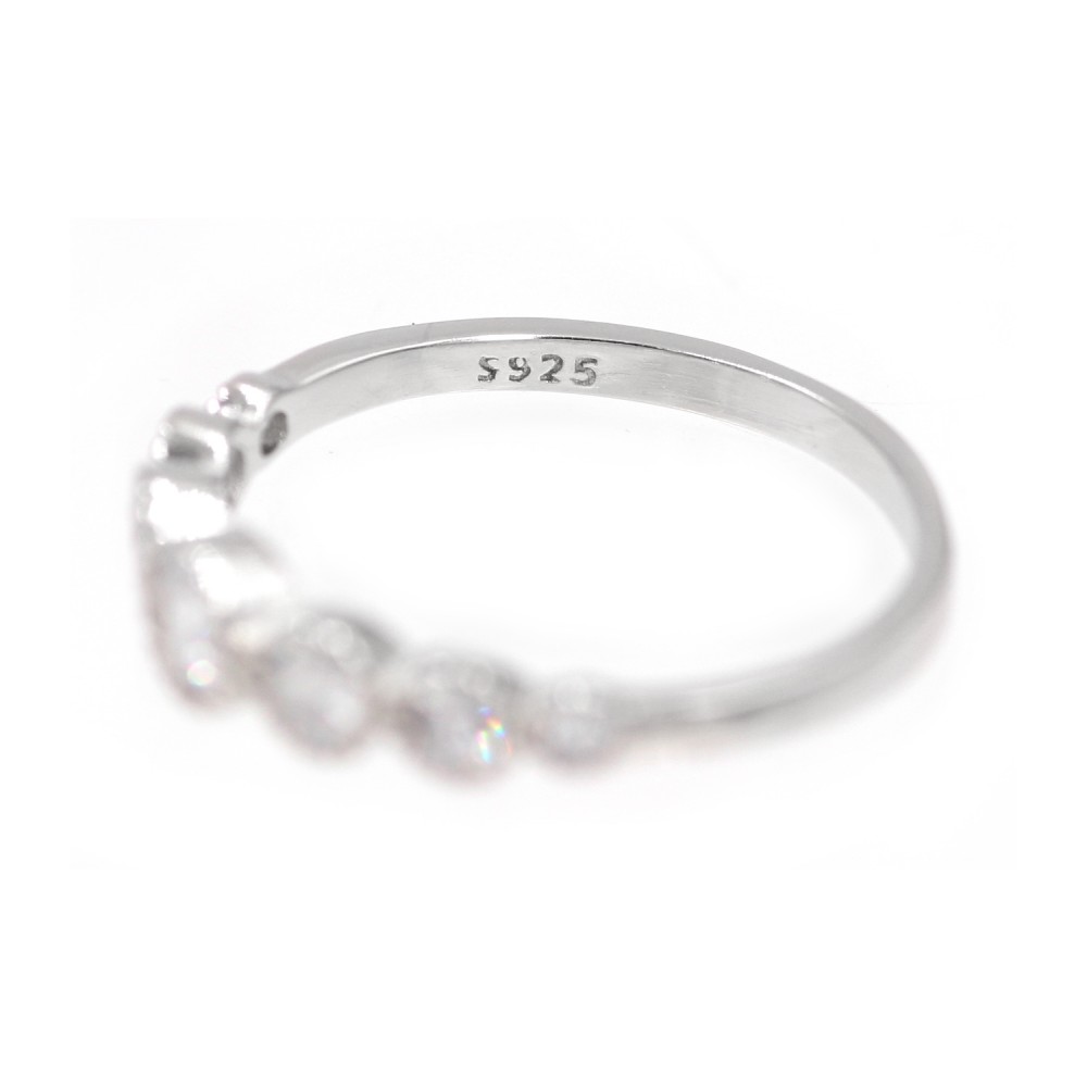ASL-062 Ring with White Crystals