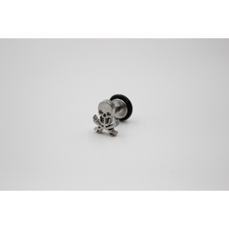 PO-021 Stud Earring with Skull