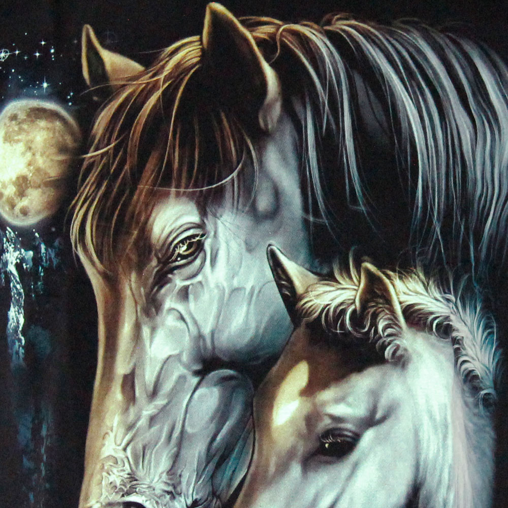 MA-191 Caballo T-shirt Noctilucent Horses MA-191 Caballo T-shirt Noctilucent Horses