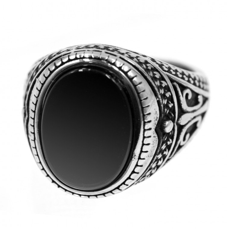 A-517 Ring Black Gem