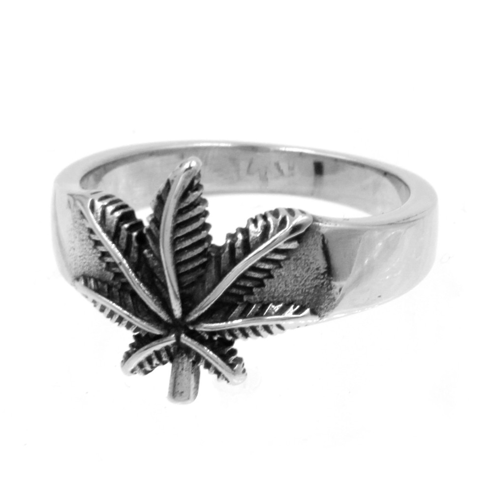 A-568 Ring Marijuana leaf