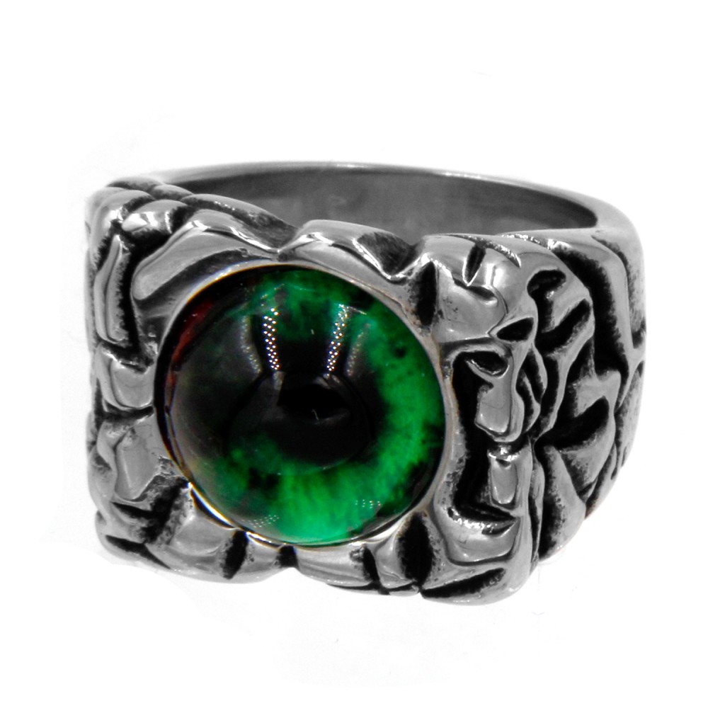 A-575 Ring with green gem