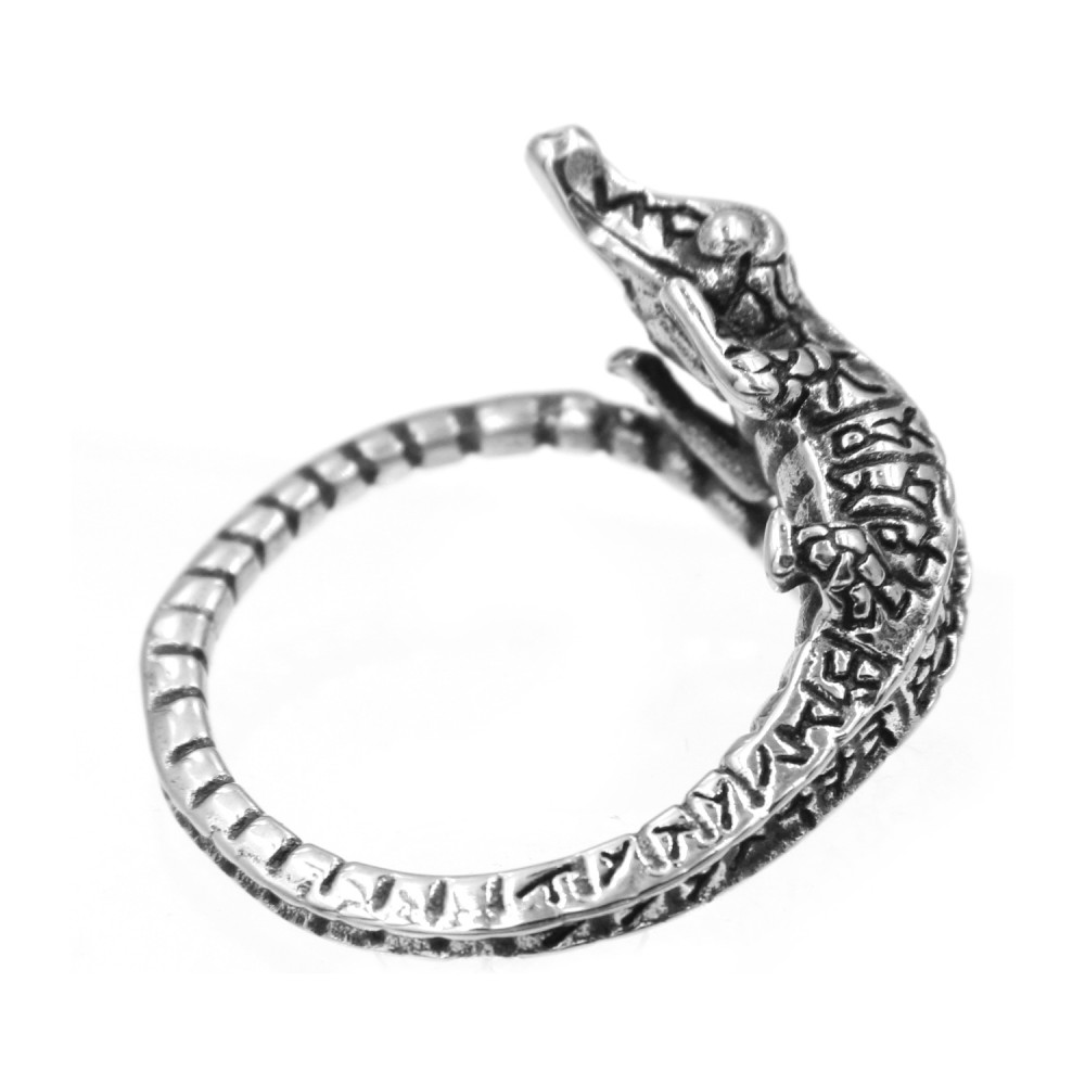 A-617 Ring with Crocodile