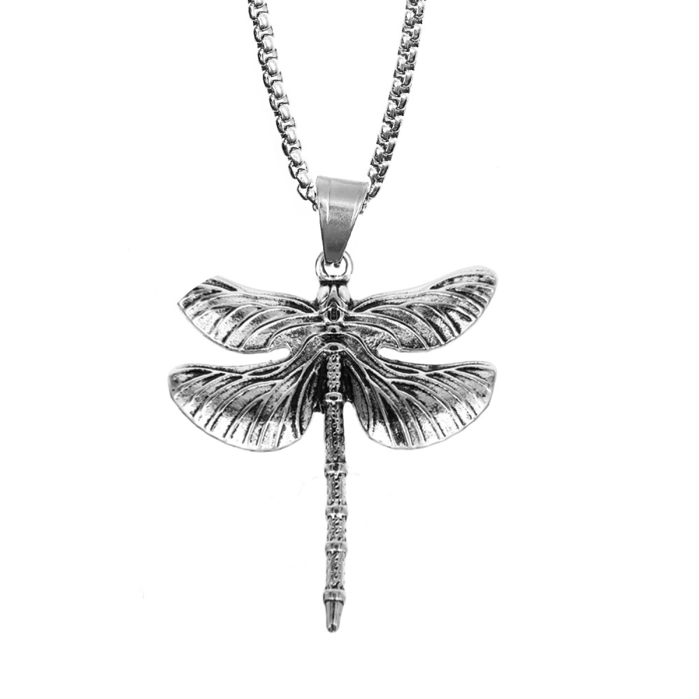 Necklace in the shape of dragonfly
